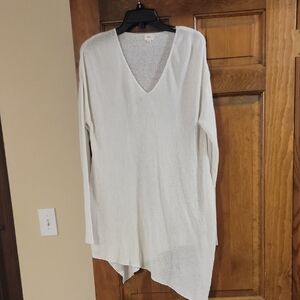 White V-Neck Asymmetrical Sweater